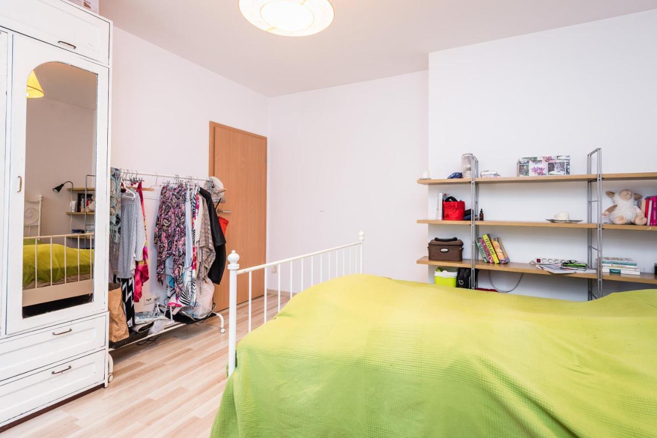 Green Garden Podgorze Apartment Wawelofts Cracovia Exterior foto